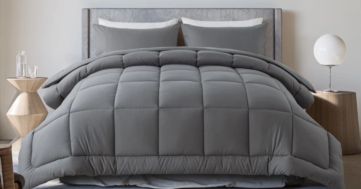 All-Season Down Alternative Comforter Set